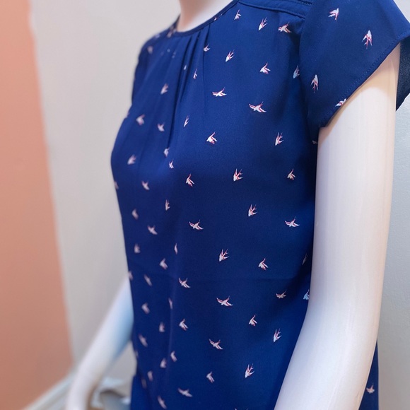 Banana Republic/ blue bird blouse - Picture 2 of 9
